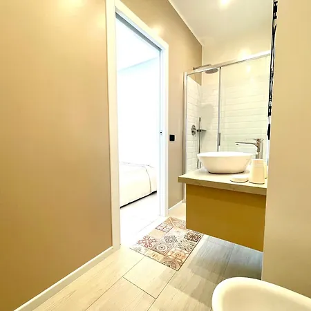 Magenta Guest house